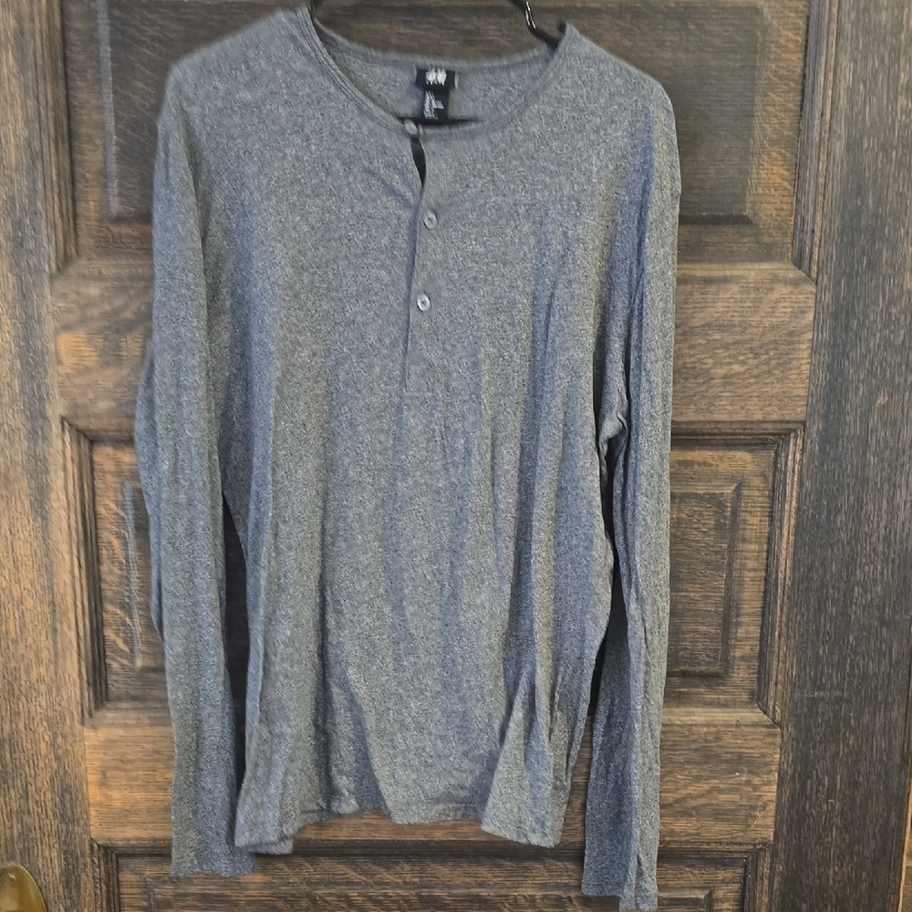 H&M Dark Gray Long Sleeve Henley
